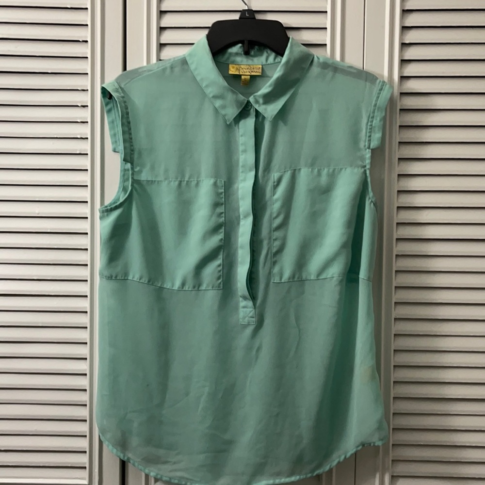 Princess Vera wang Sleeveless Blouse